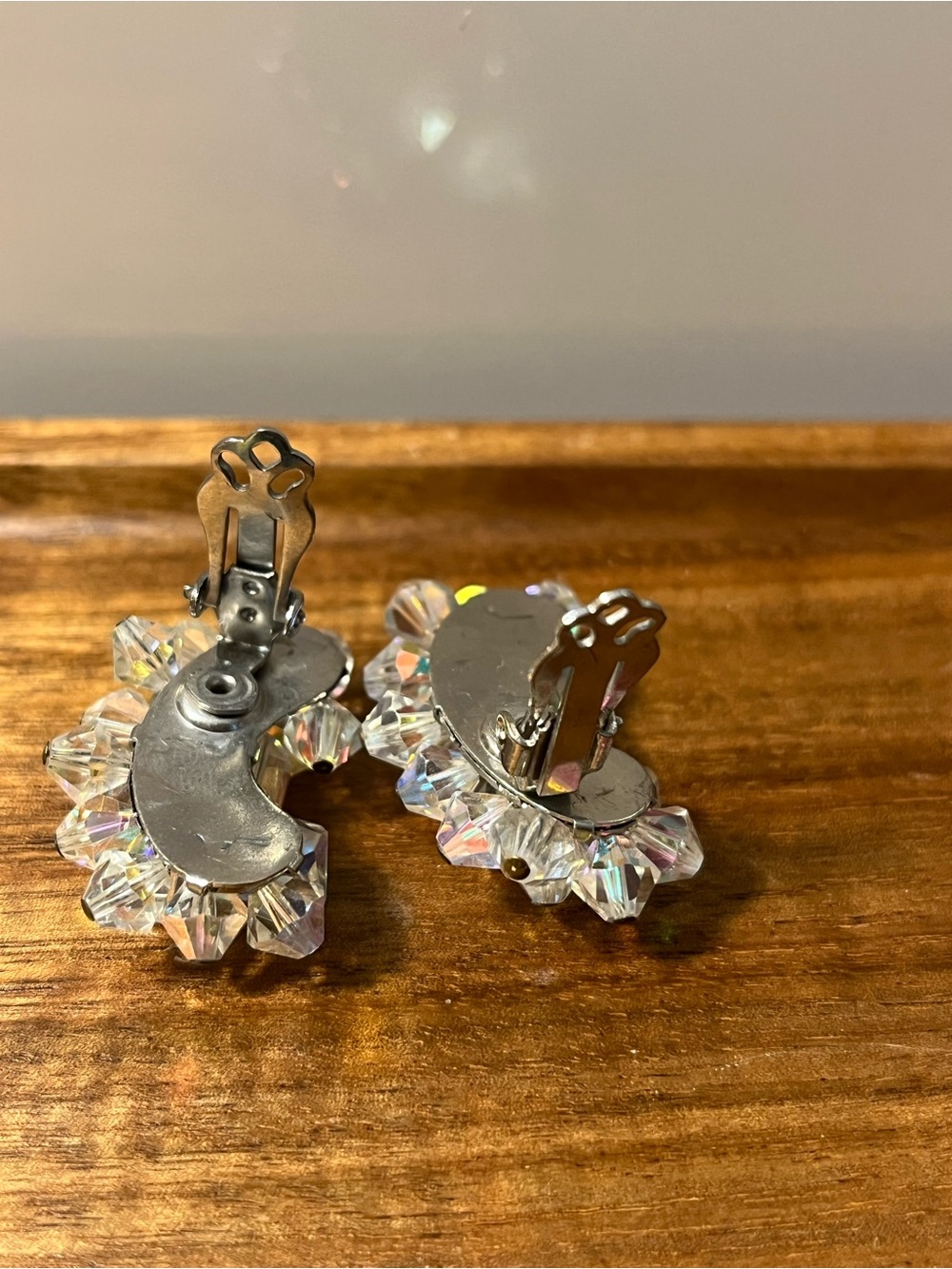 SET Crystal Aurora Borealis Clip Earrings and Brooch Set - Picture 7 of 10